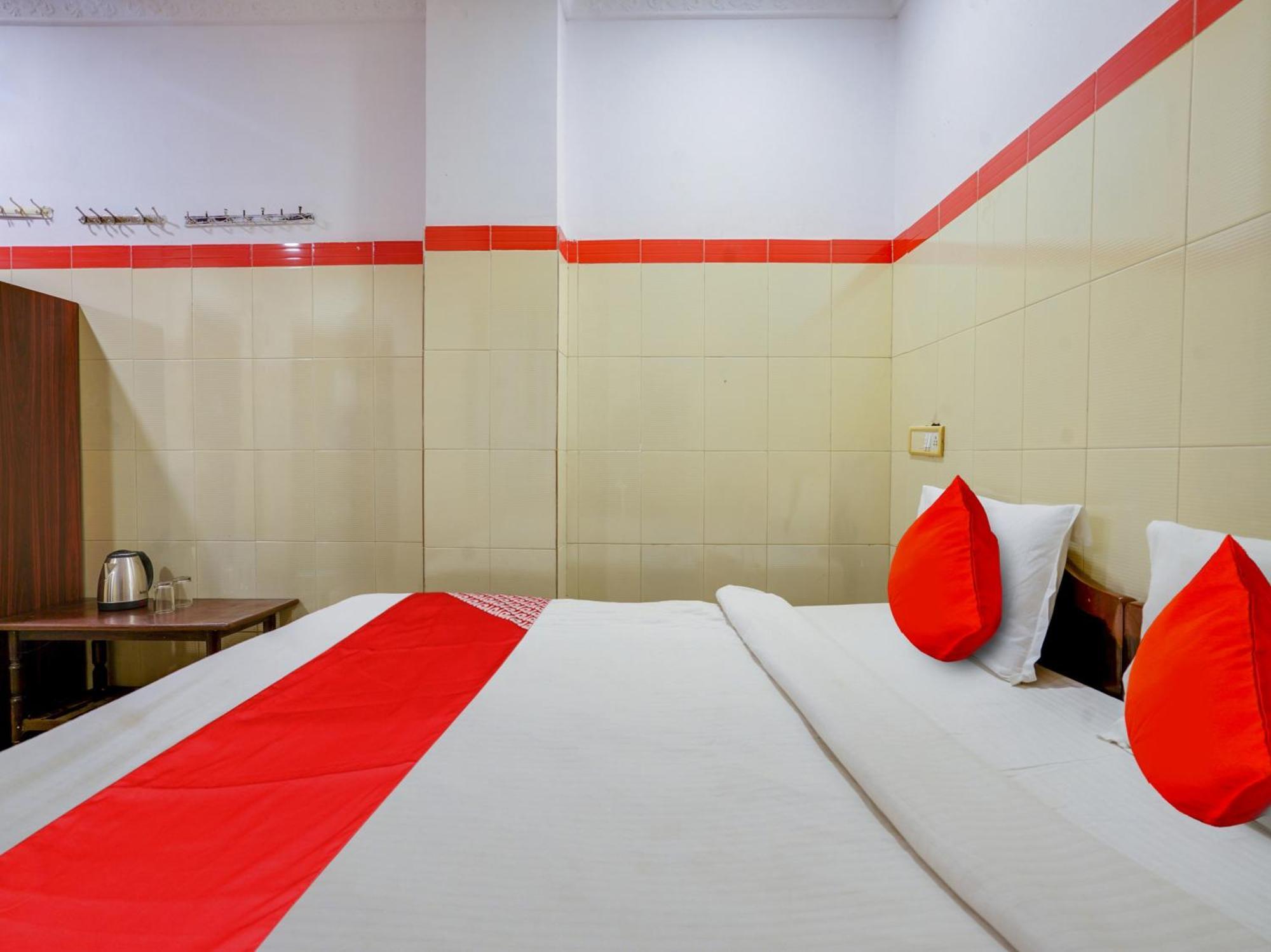 Hotel O Siro Inn Shamshabad Extérieur photo