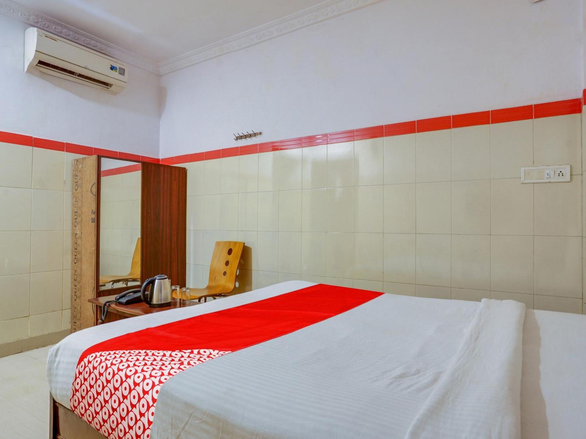 Hotel O Siro Inn Shamshabad Extérieur photo