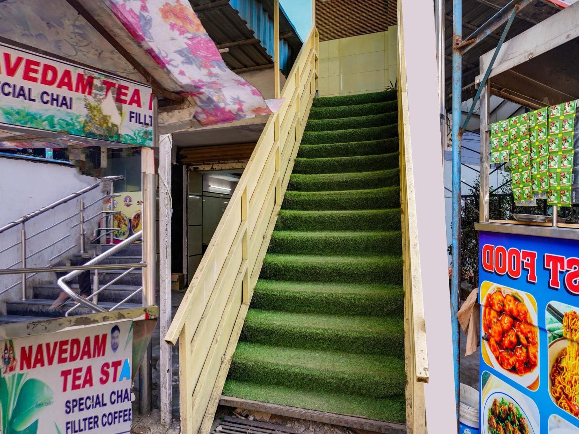 Hotel O Siro Inn Shamshabad Extérieur photo